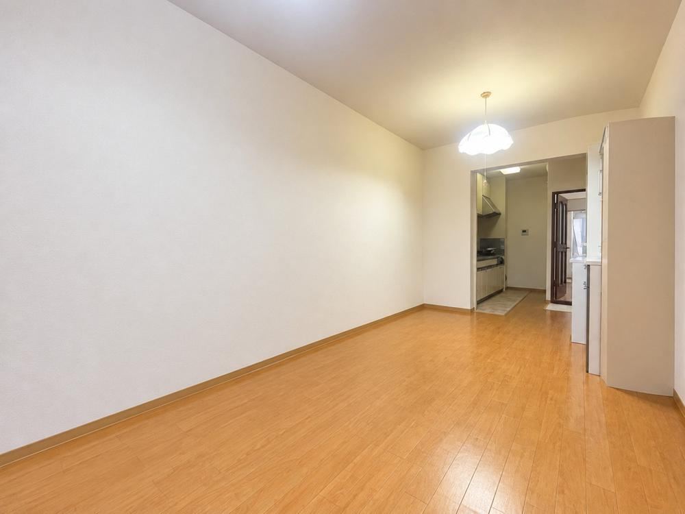 3LDK apartment in Takatsuki, Osaka - Photo 1