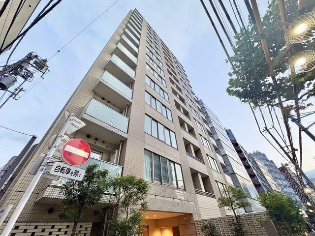 2LDK apartment in Shinjuku Ward, Tokyo - Photo 1