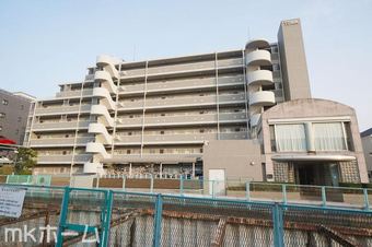 3LDK apartment in Inage Ward