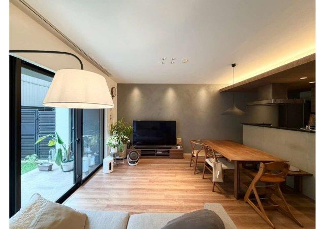 2LDK+S apartment in Koto Ward, Tokyo - Photo 1