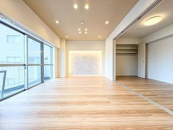 2LDK apartment in Fuchu