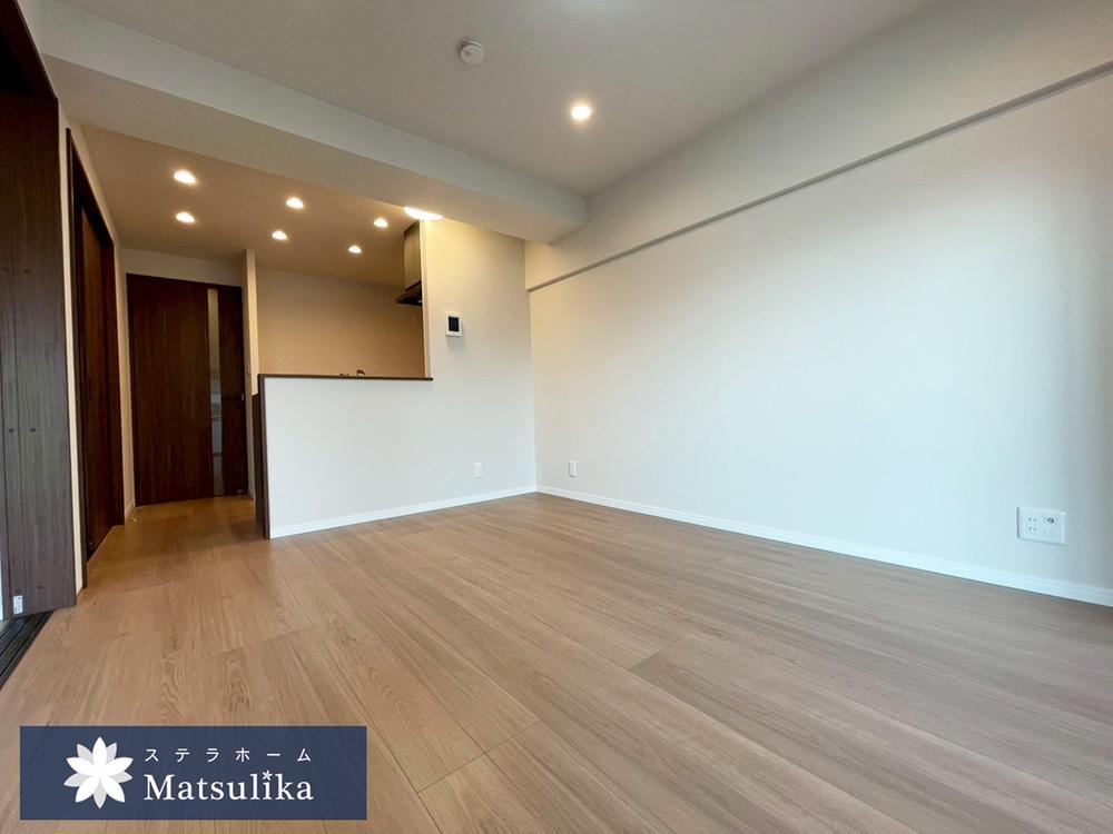 3LDK apartment in Suita, Osaka - Photo 1