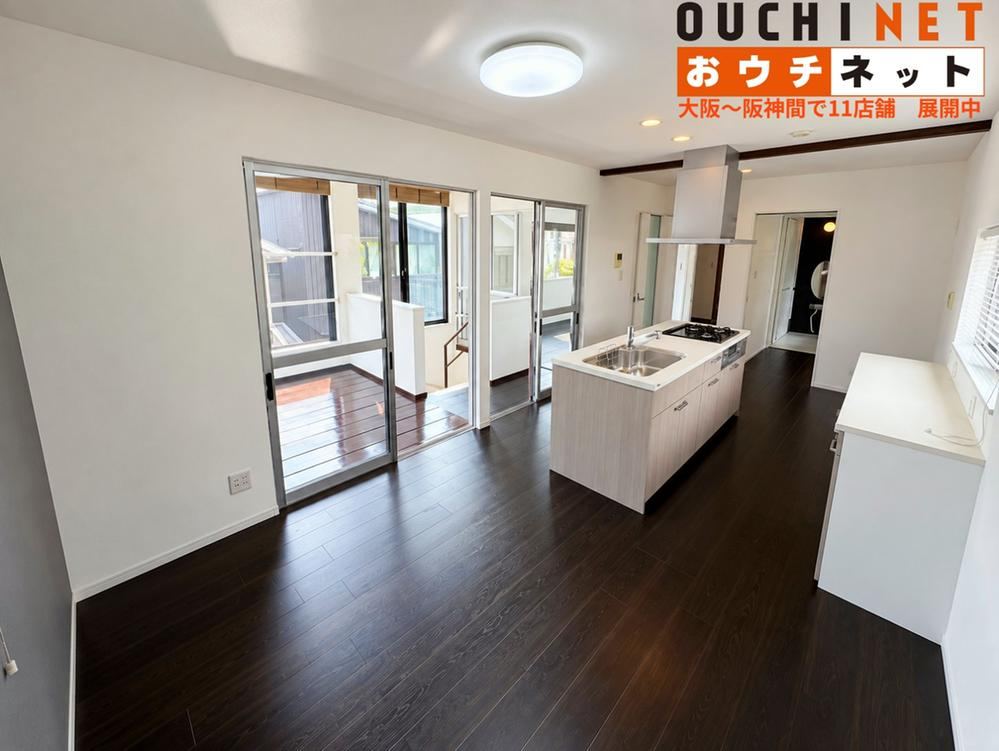 4LDK house in Ibaraki, Osaka - Photo 1