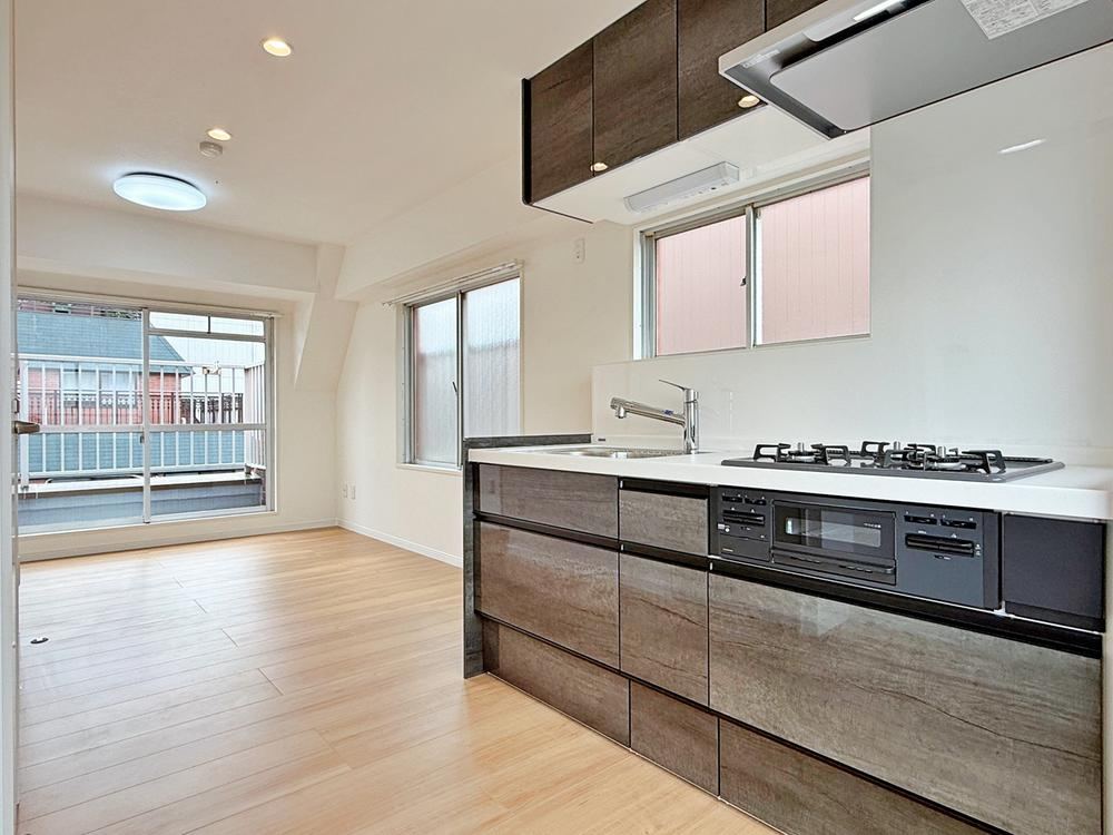 1LDK apartment in Shibuya Ward, Tokyo - Photo 1