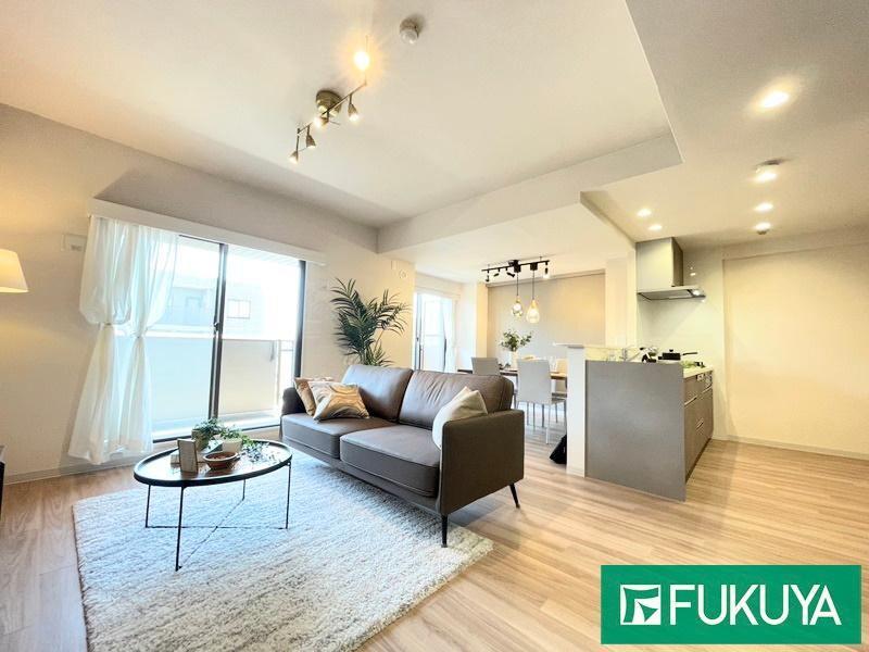 3LDK apartment in Abeno Ward, Osaka - Photo 1