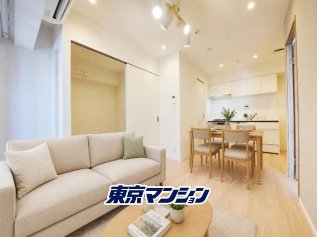 2DK apartment in Chuo Ward, Tokyo - Photo 1