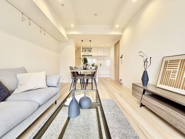 2LDK apartment in Chuo Ward, Tokyo - Photo 1