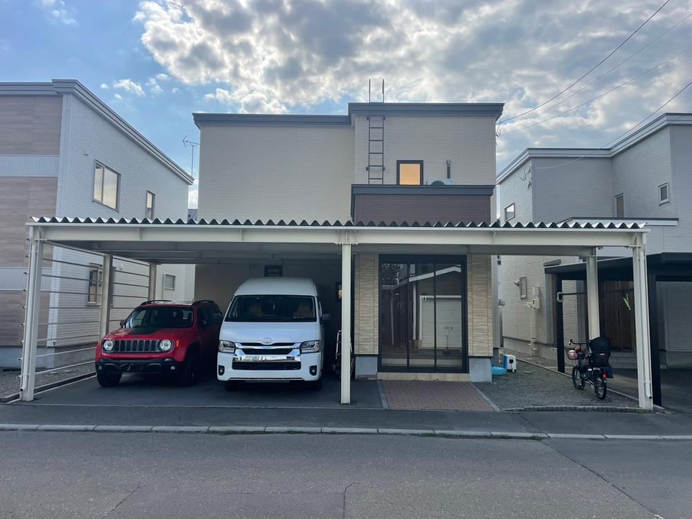 4LDK house in Kita Ward, Sapporo, Hokkaido - Photo 1