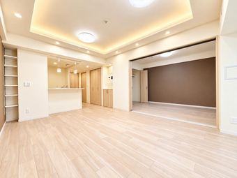 4LDK apartment in Seya Ward, Yokohama