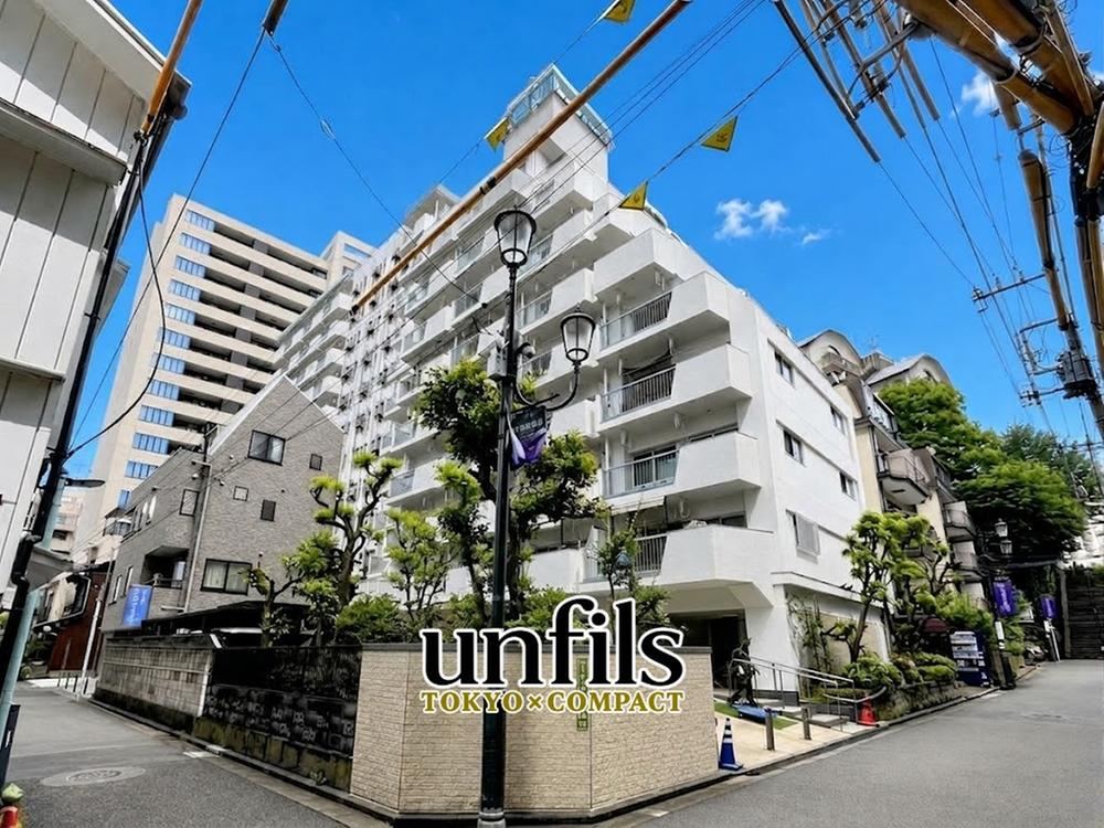 studio apartment in Bunkyo Ward, Tokyo - Photo 1