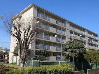 3LDK apartment in Sakura Ward