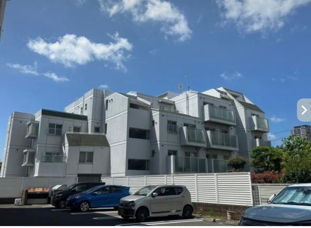 3LDK apartment in Akashi, Hyogo - Photo 1