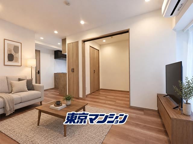1LDK apartment in Minato Ward, Tokyo - Photo 1
