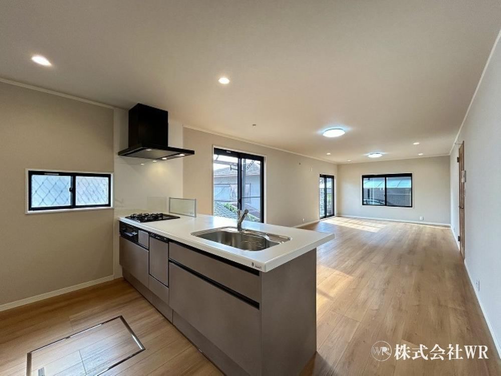 5LDK+S house in Akashi, Hyogo - Photo 1