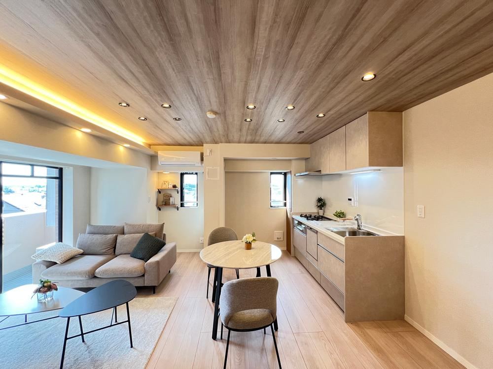 2LDK apartment in Suginami Ward, Tokyo - Photo 1