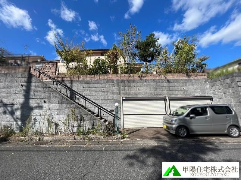 4LDK+S house in Nishinomiya, Hyogo - Photo 1