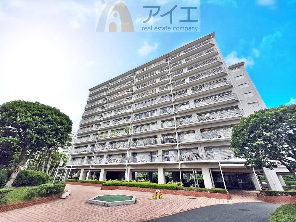 3LDK apartment in Mihama Ward, Chiba - Photo 1