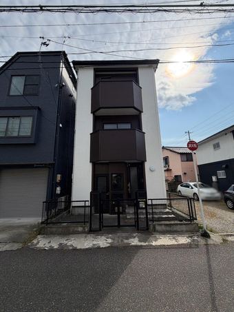3LDK+S house in Chuo Ward
