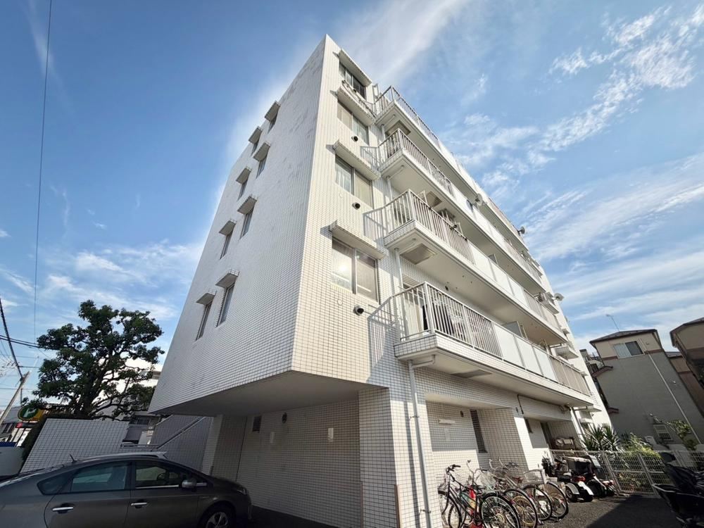 3LDK apartment in Adachi Ward, Tokyo - Photo 1