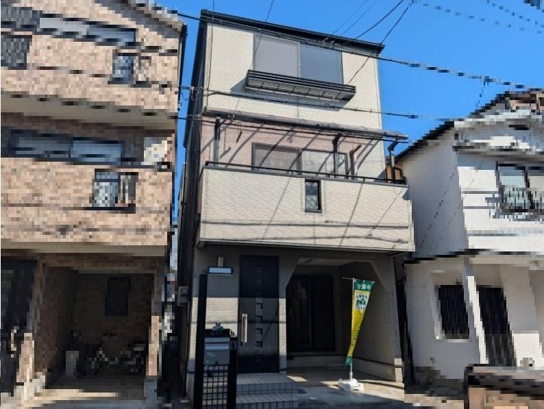 3LDK house in Daito, Osaka - Photo 1