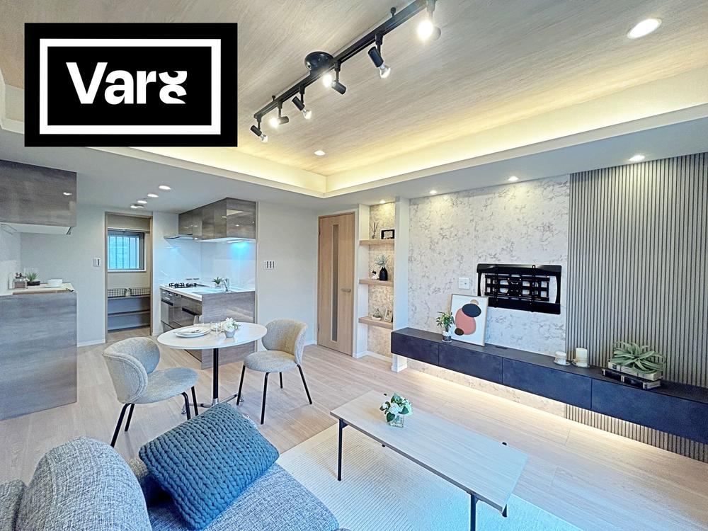 2LDK apartment in Toshima Ward, Tokyo - Photo 1
