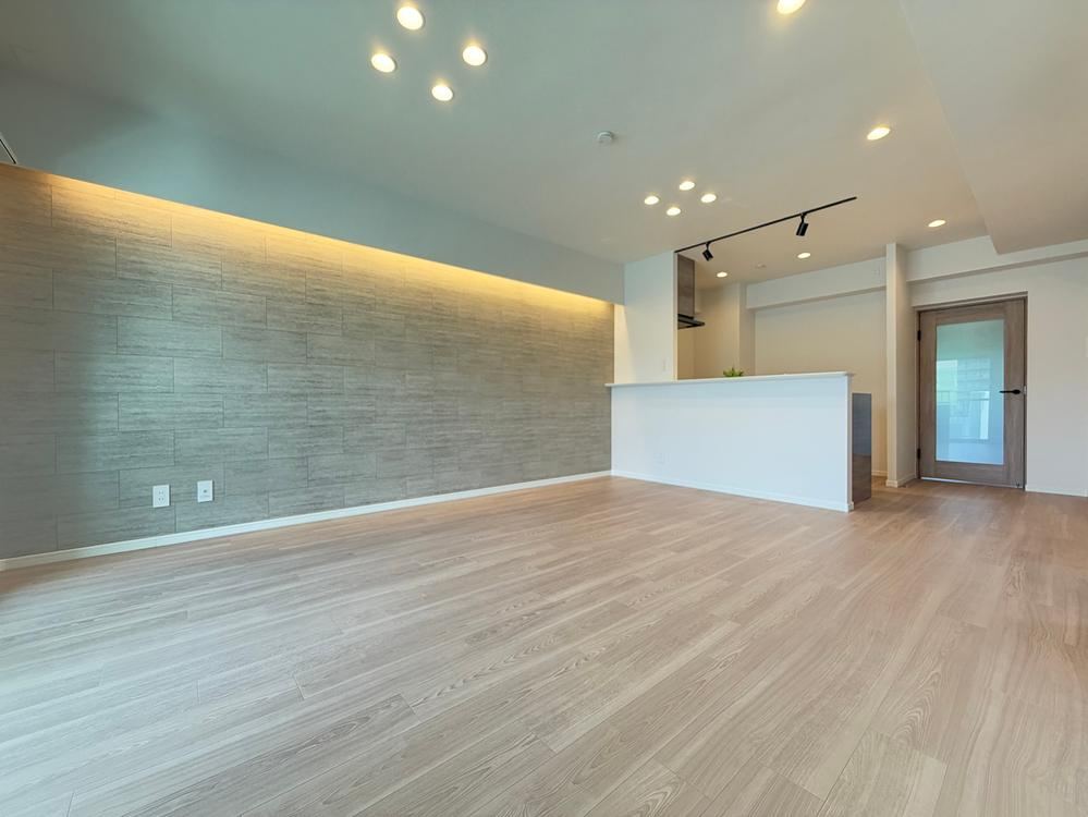 4LDK apartment in Chuo Ward, Sapporo, Hokkaido - Photo 1