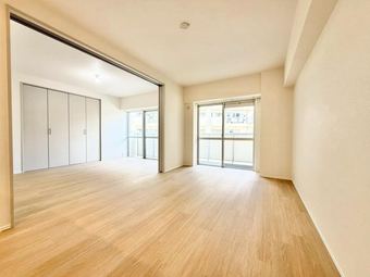 3LDK apartment in Isogo Ward, Yokohama