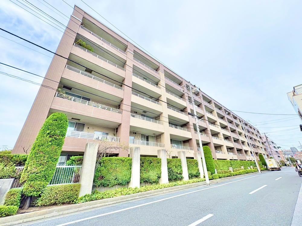 2LDK+2S apartment in Edogawa Ward, Tokyo - Photo 1
