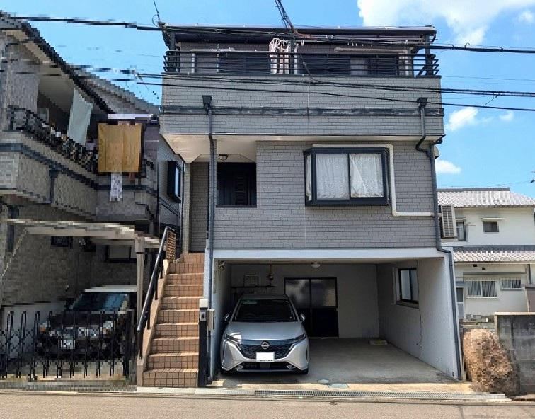 4LDK house in Shijonawate, Osaka - Photo 1