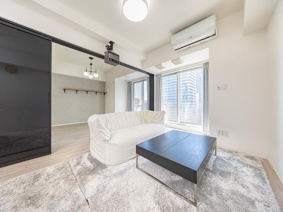 2LDK apartment in Shinagawa Ward, Tokyo - Photo 1