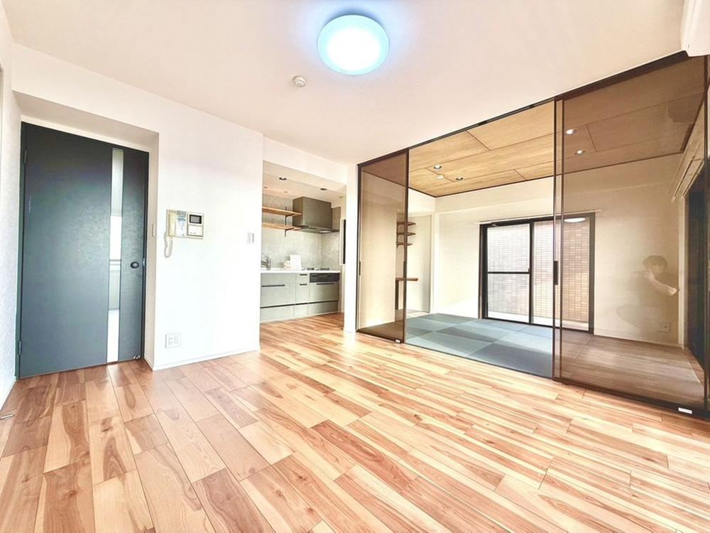 3LDK apartment in Tsurumi Ward, Yokohama, Kanagawa - Photo 1