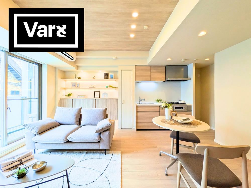 1LDK apartment in Minato Ward, Tokyo - Photo 1