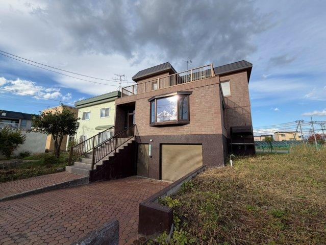 3LDK+S house in Ebetsu, Hokkaido - Photo 1
