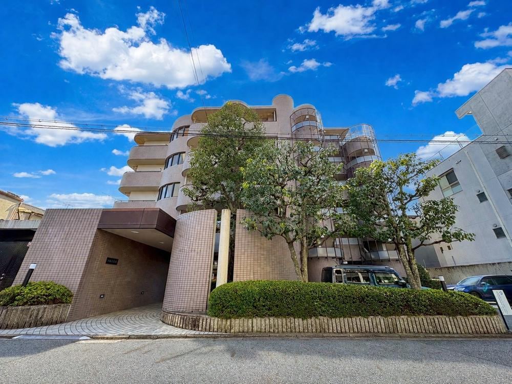 2LDK apartment in Sakyo Ward, Kyoto - Photo 1