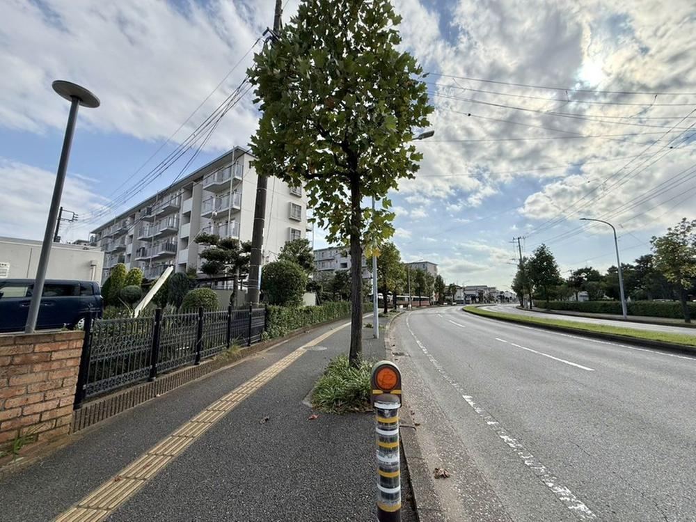 3LDK apartment in Mihama Ward, Chiba - Photo 1