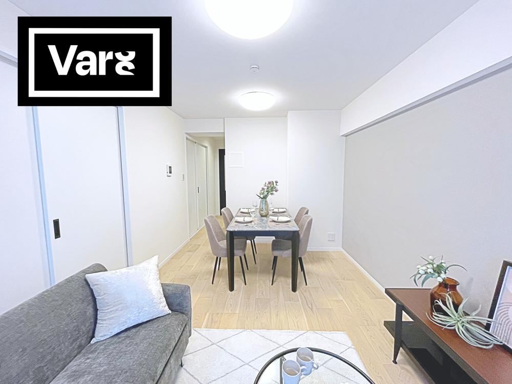 3LDK apartment in Shinjuku Ward, Tokyo - Photo 1