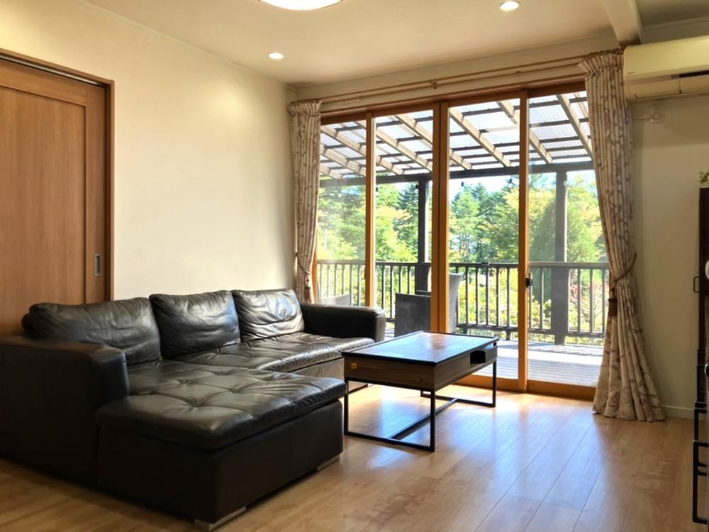 4LDK house in Karuizawa, Kitasaku District, Nagano - Photo 1