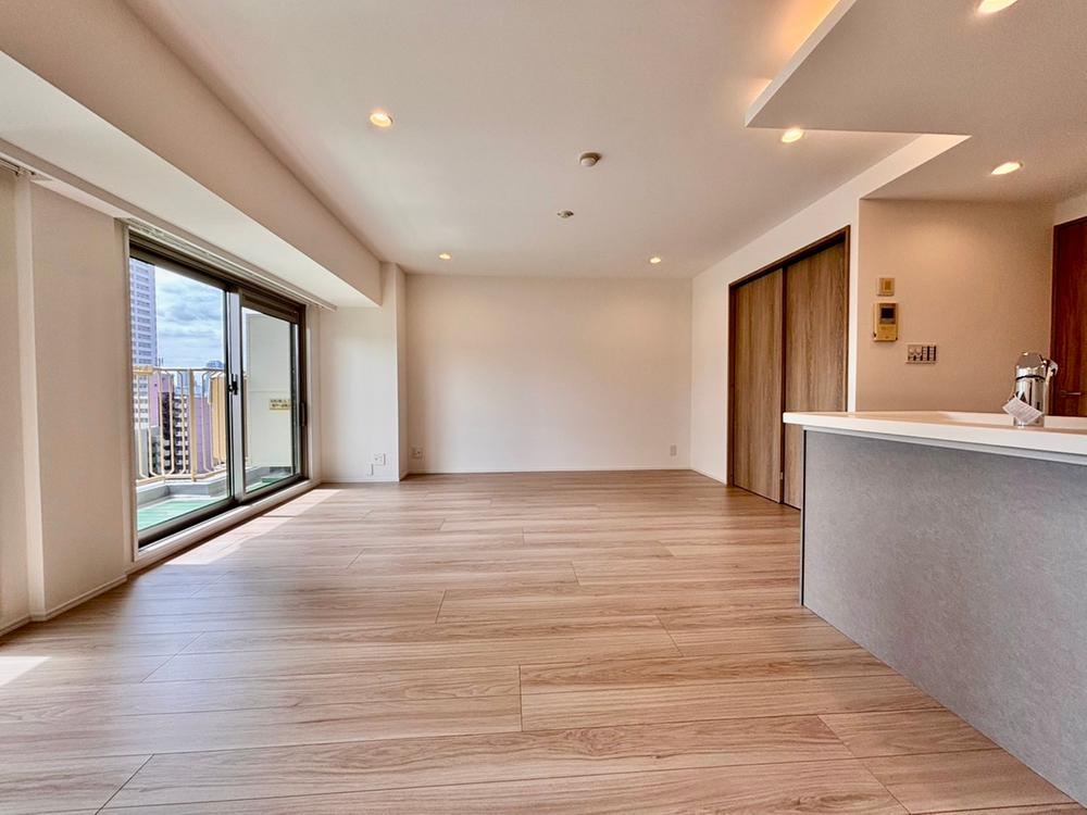 3LDK apartment in Koto Ward, Tokyo - Photo 1