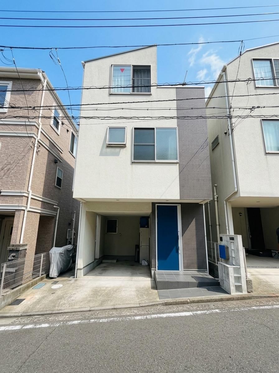 3LDK house in Minami Ward, Yokohama, Kanagawa - Photo 1