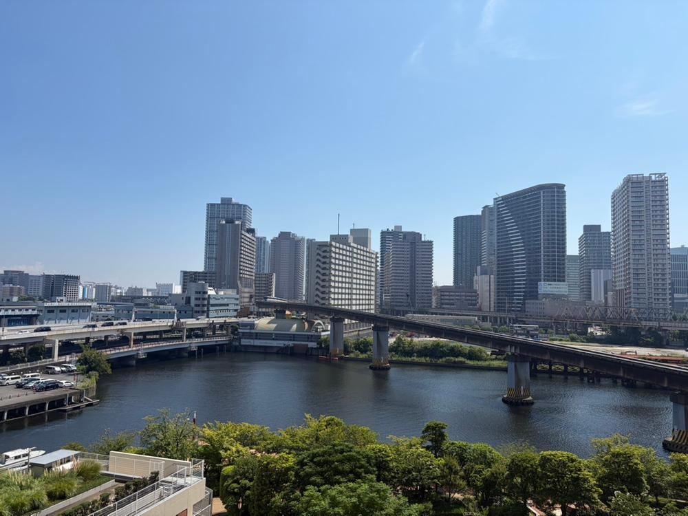 2LDK apartment in Minato Ward, Tokyo - Photo 1