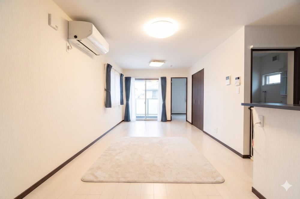 3LDK house in Asahi Ward, Yokohama, Kanagawa - Photo 1