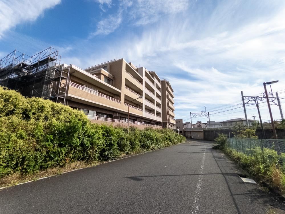 3LDK apartment in Kokubunji, Tokyo - Photo 1
