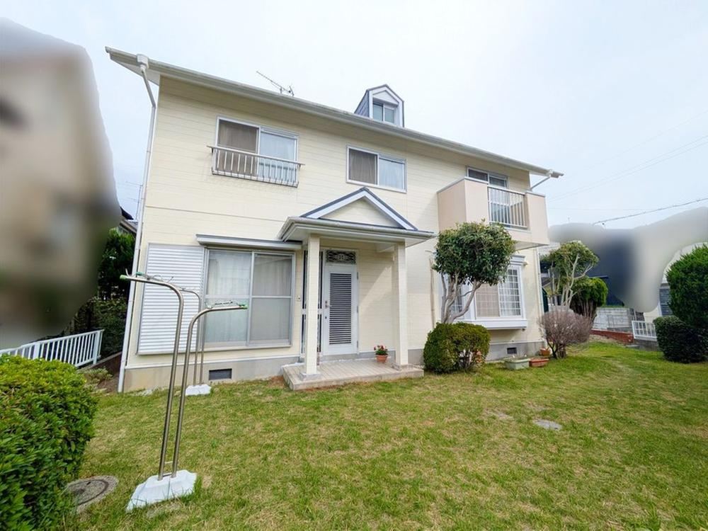 4LDK house in Ube, Yamaguchi - Photo 1