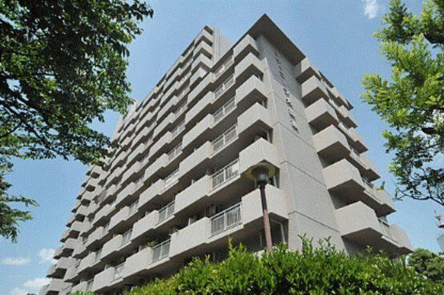 4LDK apartment in Ota Ward, Tokyo - Photo 1