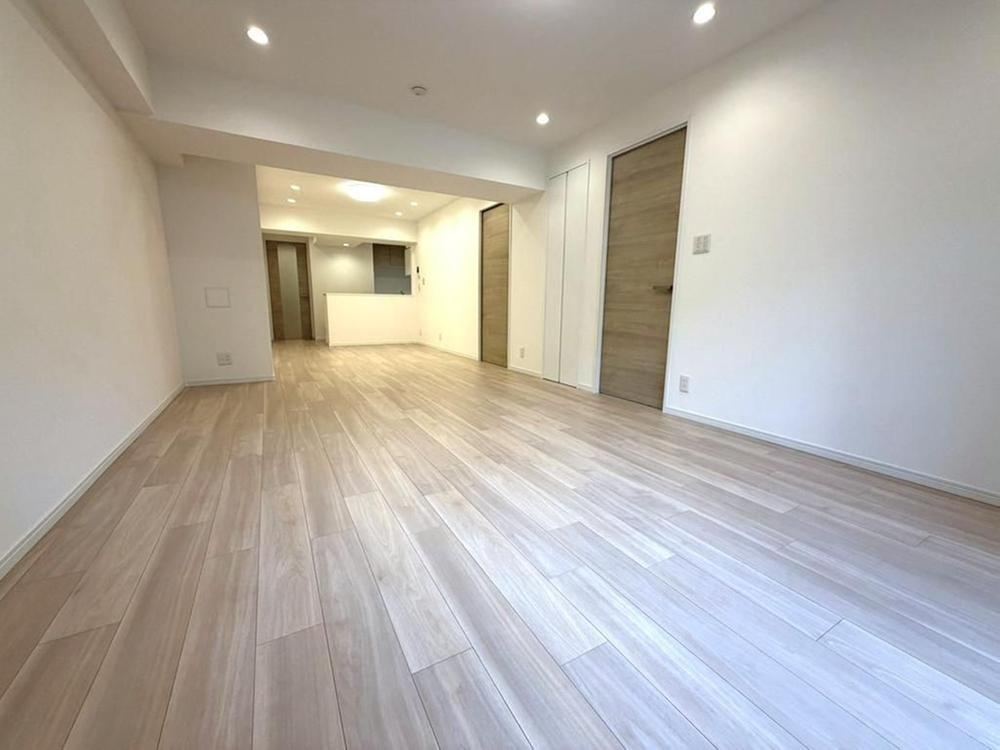 3LDK apartment in Meguro Ward, Tokyo - Photo 1