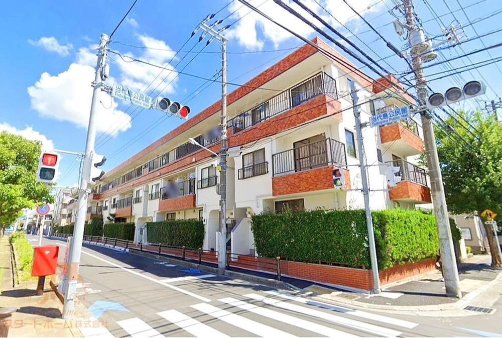 3LDK apartment in Urayasu, Chiba - Photo 1