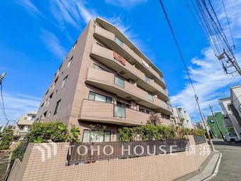 3LDK apartment in Naka Ward, Yokohama