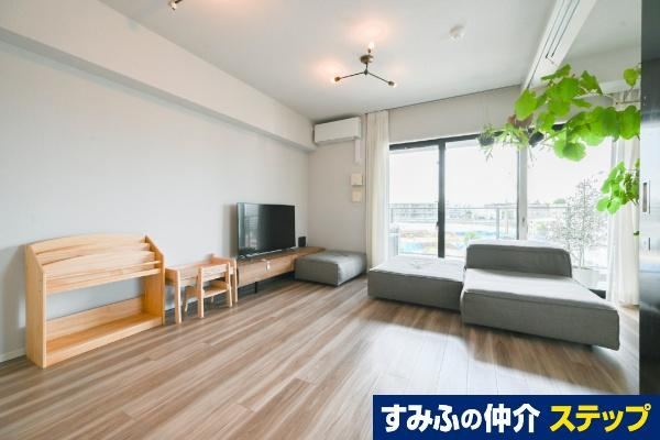2LDK apartment in Meguro Ward, Tokyo - Photo 1