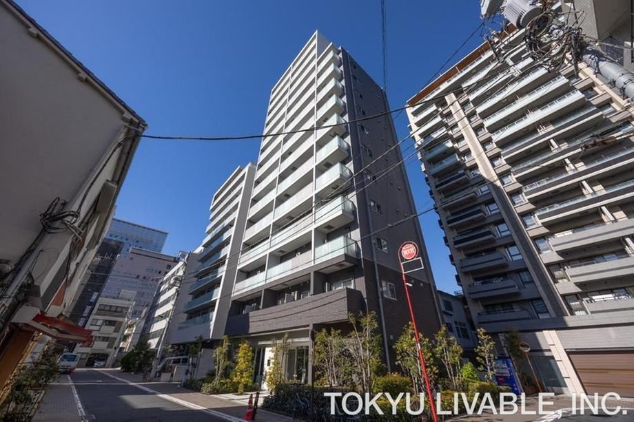 1LDK apartment in Minato Ward, Tokyo - Photo 1