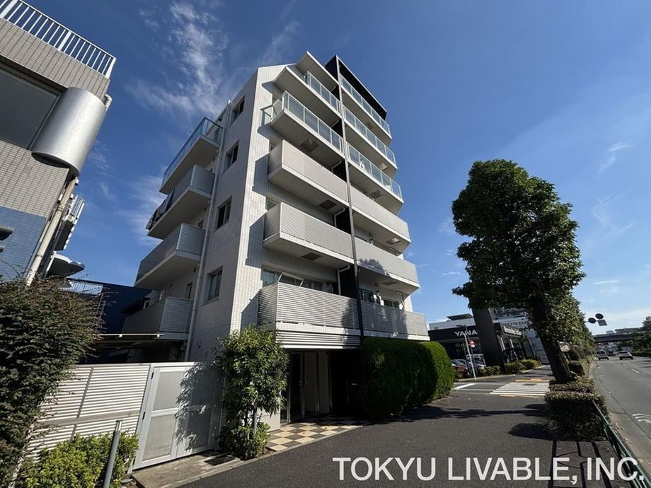 2LDK apartment in Setagaya Ward, Tokyo - Photo 1
